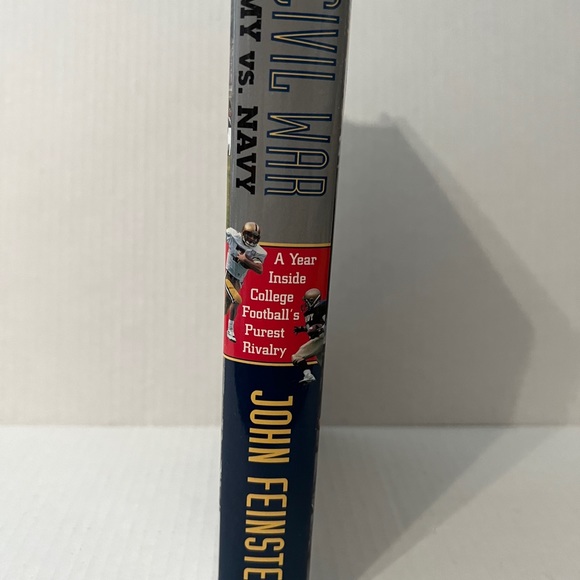 A Civil War : Army vs. Navy - A Year Inside College Football's Purest Rivalry - Picture 3 of 4